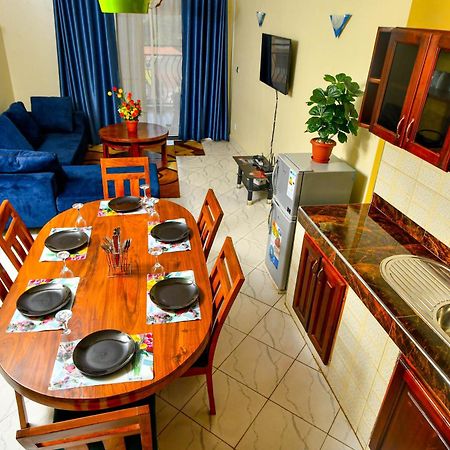 Peace Of Mind Suites Entebbe Esterno foto