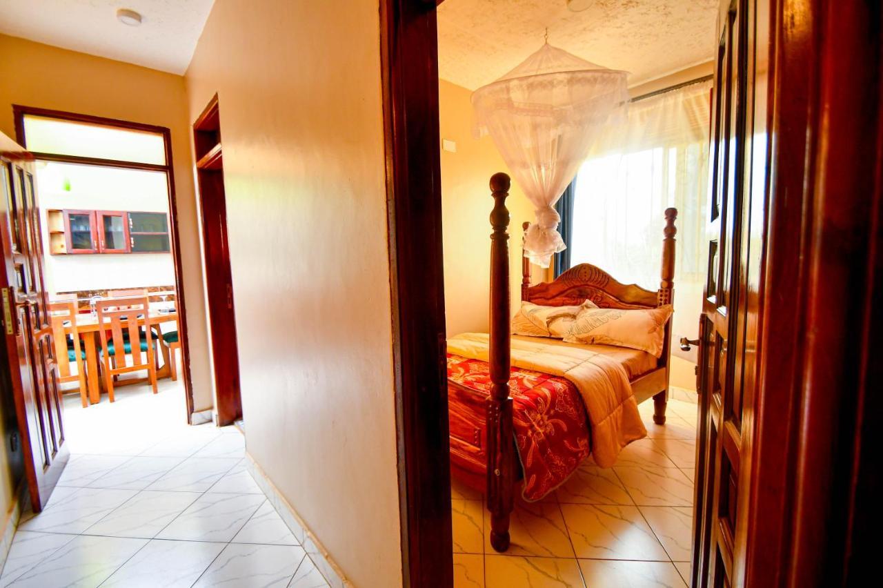 Peace Of Mind Suites Entebbe Esterno foto