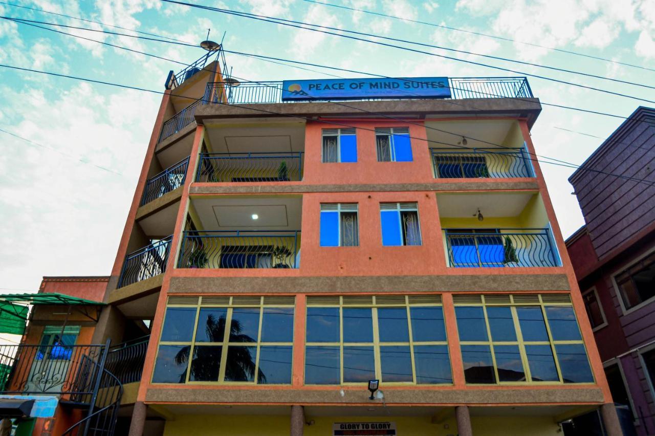 Peace Of Mind Suites Entebbe Esterno foto