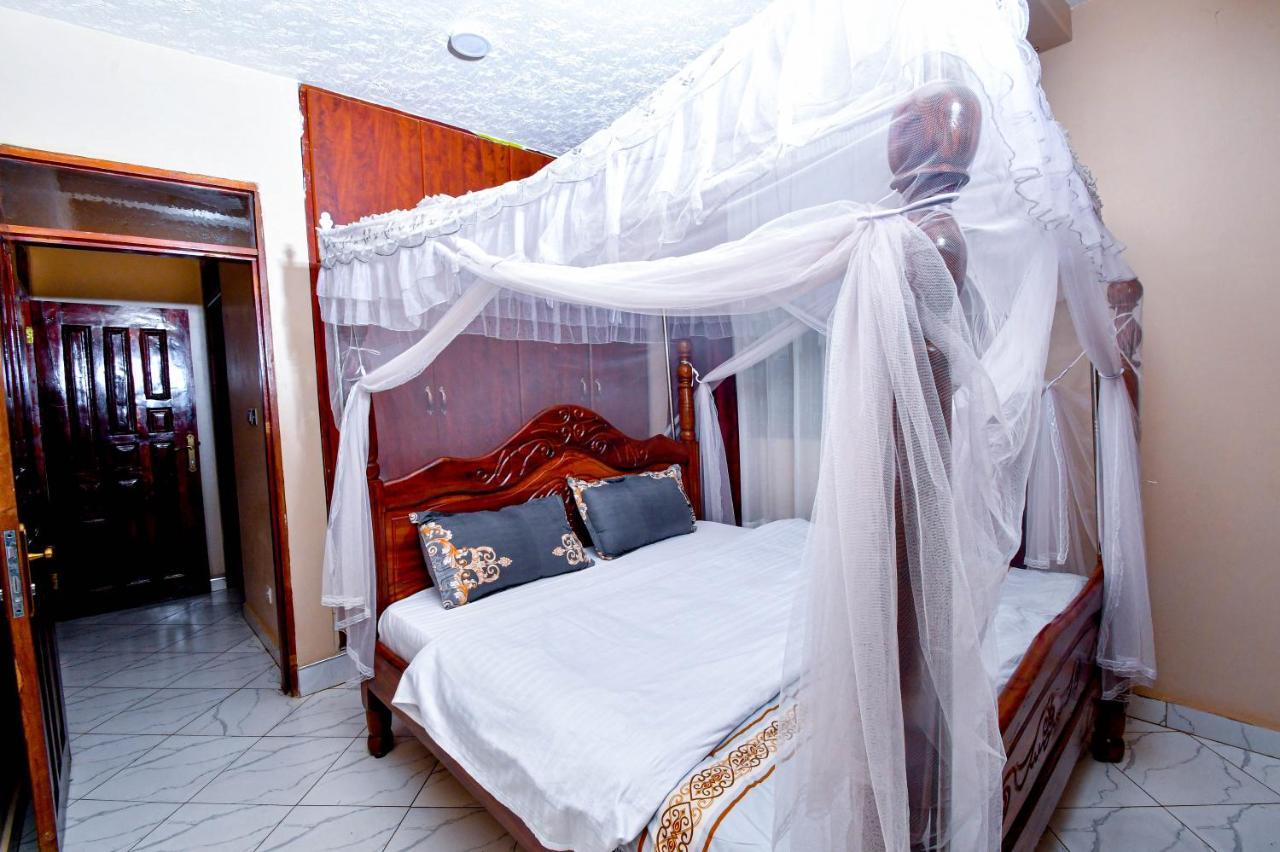 Peace Of Mind Suites Entebbe Esterno foto