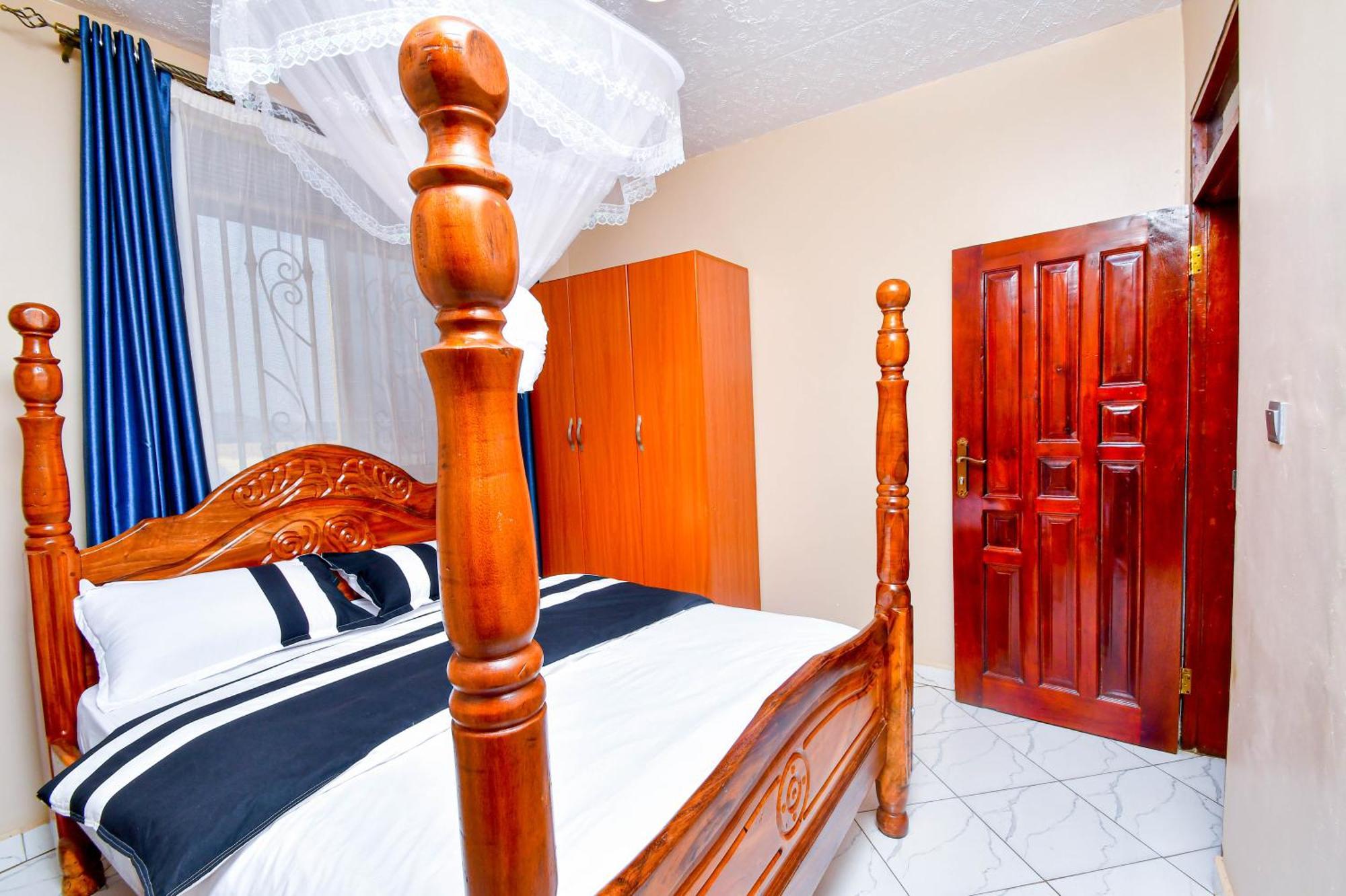 Peace Of Mind Suites Entebbe Esterno foto